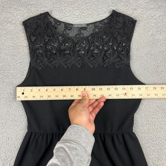 Soprano Lace Sleeveless Black Dress Womens Size Large Made in the USA - Picture 4 of 10